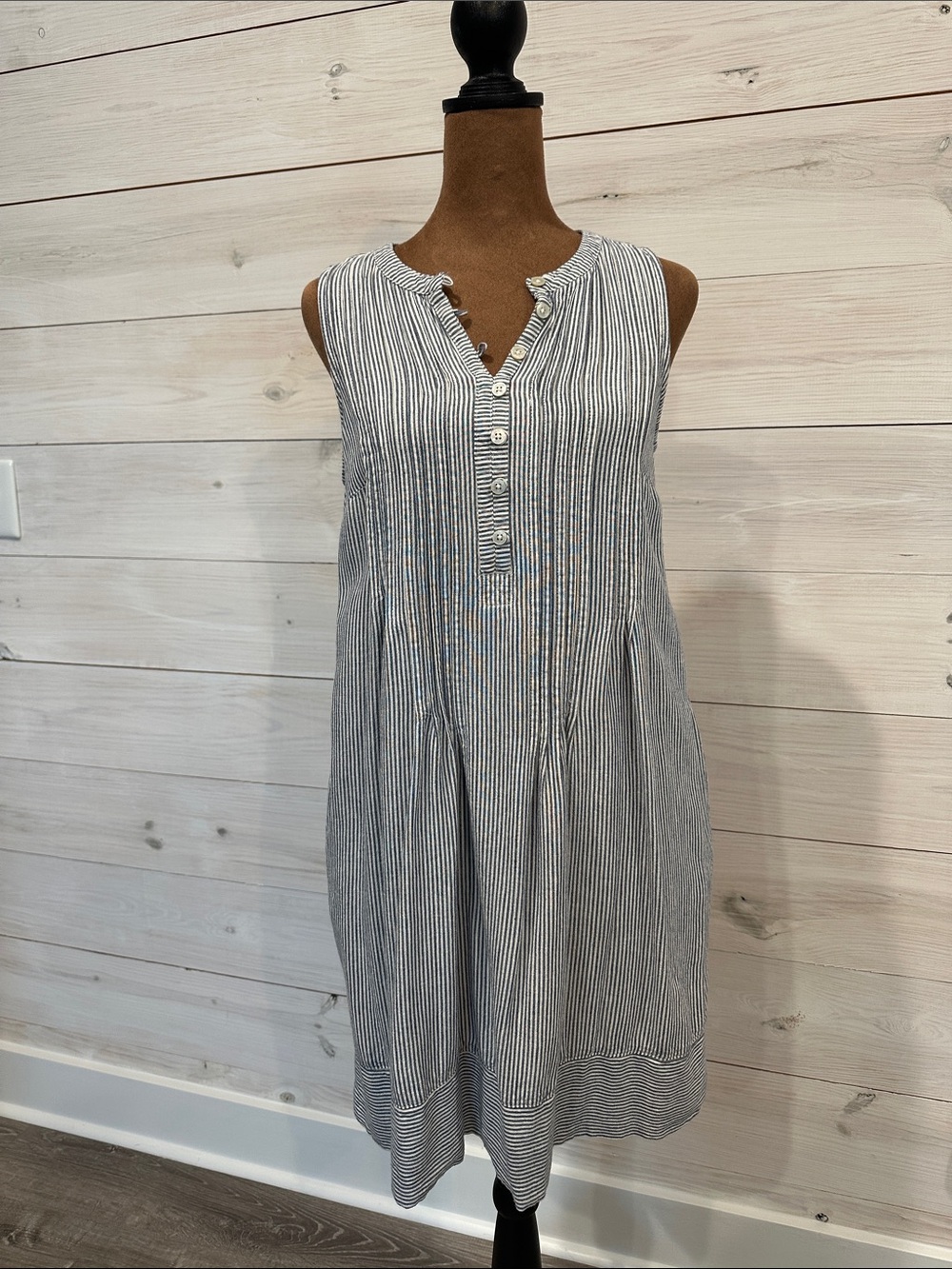 Sleeveless Striped Button-Front Sundress in Navy and White. NWOT